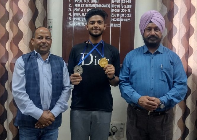 PUSSGRC Karateka Aditya Bakshi won medals